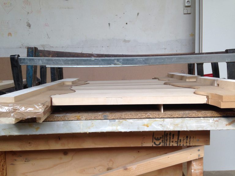 Uitschuiftafel esdoorn organisch werkplaats